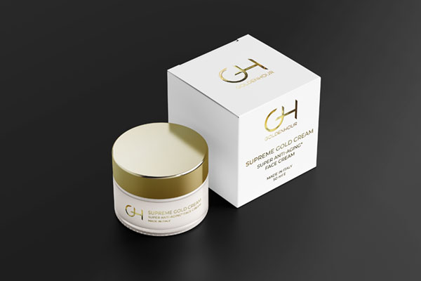 confezione di crema per il viso adatta per pelli mature